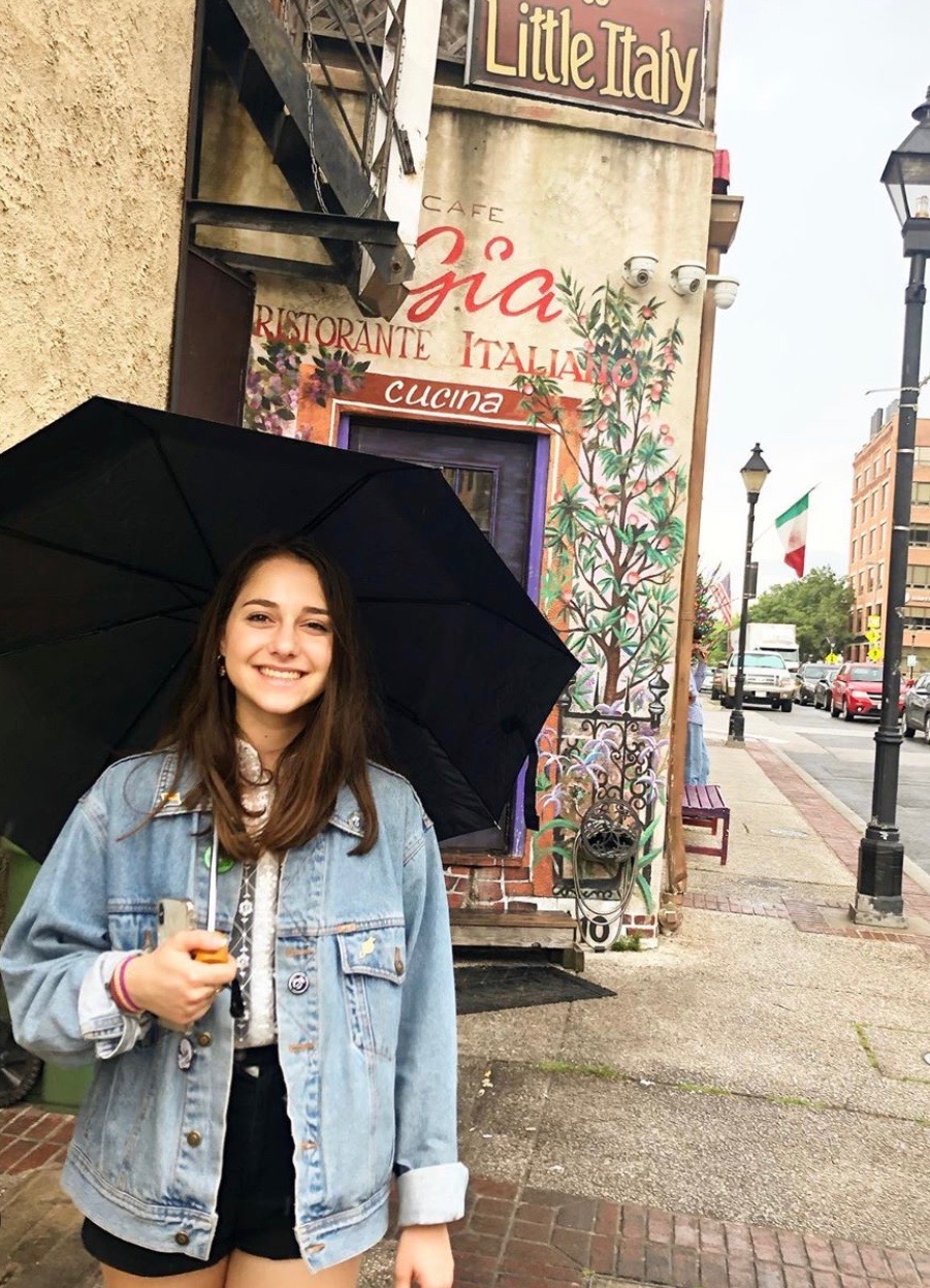 New Intern Introduction – Claire Begalla