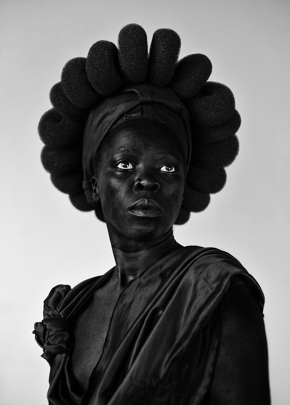 Van Every/Smith Galleries to Acquire Zanele Muholi Self-Portrait, “Ntozakhe II, Parktown.”